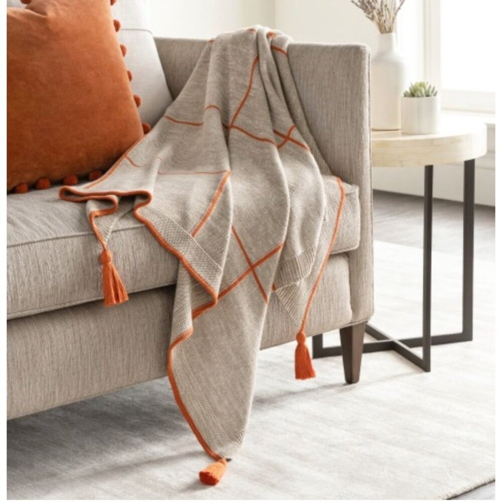 NWT NEW Surya Fleck Burnt Orange/Camel 50"x60" Throw Blanket